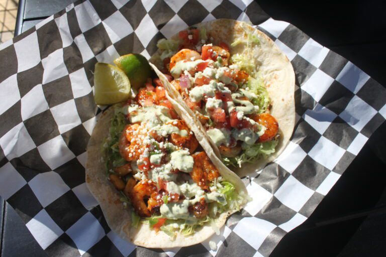 Gordingos shrimp tacos